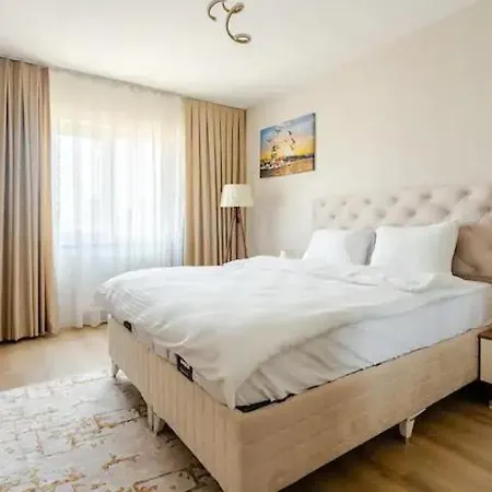 Deluxe King Mai35 Апартаменты